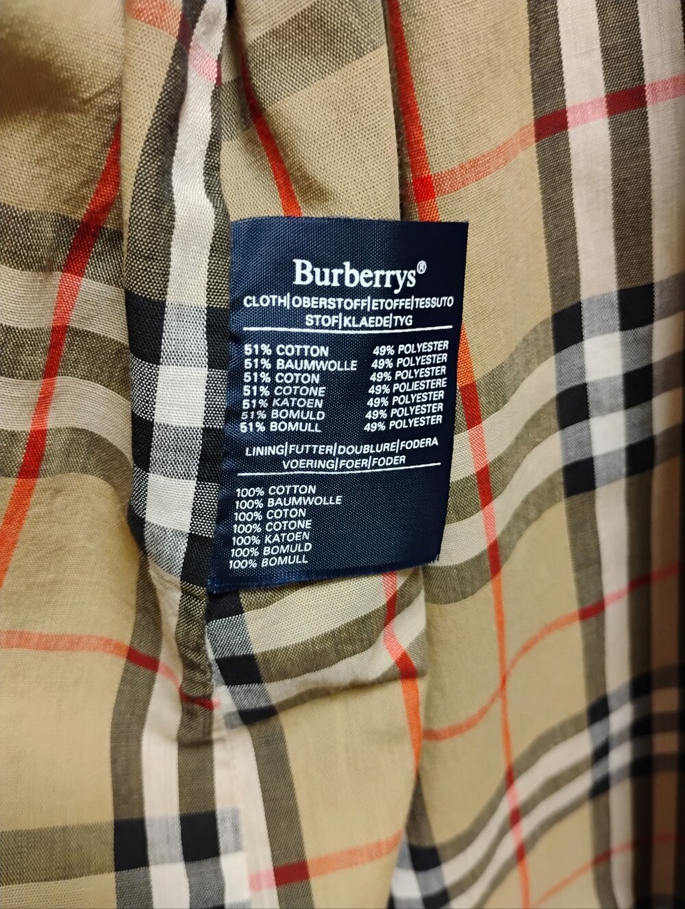 Vintage Burberry Classic Beige Trench Coat Single Breasted with Belt - Picture 9 of 14